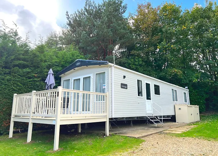 3 Bedroom Caravan Mc34, Lower Hyde, Shanklin, Isle Of Wight